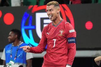 Ronaldův skandál skončil směšnou pokutou - Sport.cz