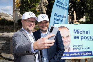 Stranu nezachránil, teď chystá návrat. Oblíbený starosta může přijít o všechno - Seznam Zprávy
