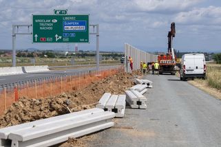 Děti Země uspěly, ŘSD narazilo u soudu kvůli D11. Verdikt může podle Mátla zkomplikovat další dálniční stavby