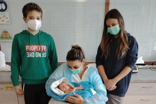 Po zaplacení nájmu jí zbývají dva tisíce na tři děti. Samoživitelka Adéla prosí o pomoc