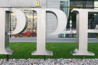 Skupině PPF stoupl v 1. pololetí čistý zisk - Novinky