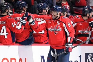 NHL | 999. Ovečkin srovnal rekord a míří za dalším. Kolik večerů v NHL mu ale zbývá? - Sport.cz