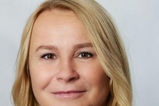 Nedostatky u stavby domu odstraním. Českobudějovickou radní Kozlovou opozice kvůli údajné černé stavbě neodvolala - Novinky