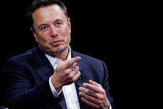 SpaceX omezil na Ukrajině Starlink, což omezilo bojové operace, uvedl Kyjev - Seznam Zprávy