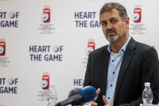Bříza se šéfem světového hokeje nestal. Přednost dostal Němec - Sport.cz