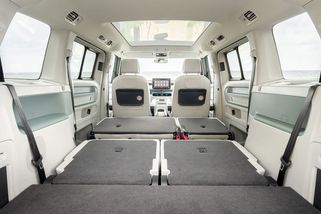 VW v Česku poprvé ukázal auto, z kterého by rodiny mohly být nadšené. Že se začne prodávat až na podzim, není jediná komplikace - Garáž.cz