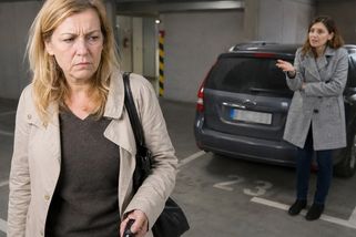 Sousedce jsem rok nechala zdarma parkovací stání. Když jsem ho chtěla zpět, považovala ho už za své - Médium.cz