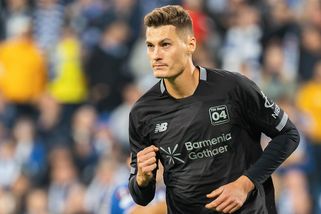 Schick unikátním kouskem napodobil legendu Manchesteru United. Zapsal se do historie Evropské ligy - Sport.cz