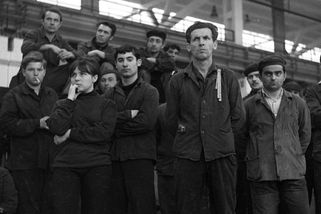 Šest dní v práci a volná jen neděle. Pracovní soboty se vracely ještě v roce 1989