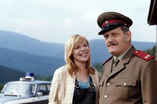 Holka na zabití: Těhotná Dagmar Veškrnová, nedobytný Josef Abrhám a idol vymaněný ze škatulky milovníka - Super.cz