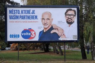 Nabídli 800 korun za hlas pro Naše Česko, tvrdí muž. Kupčení dokládá nahrávkou - Seznam Zprávy