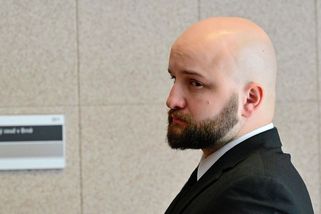 „Nechápu to.“ Voják, který pořezal generála, dál slouží v armádě - Seznam Zprávy