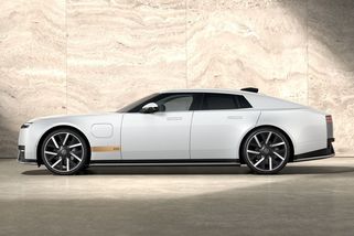 Jaguar jde s kůží na trh a startuje novou éru nevídaným elektromobilem