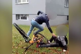 Muž v Krnově napadl dva chlapce, děti útok natočily - Novinky