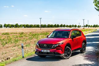 Test Mazda CX-5 2.5: Oslabený motor nevadí, na dálnici umí jet za 6 litrů