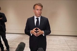Macron se zlobí. Nepřijatelné, hloupé, říká o reakcích ze zahraničí na nepokoje - Seznam Zprávy