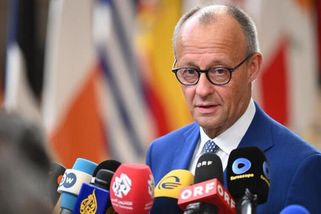 USA podle FT navrhly Evropě přesun ruských aktiv pod svou správu, Merz je proti | ČeskéNoviny.cz
