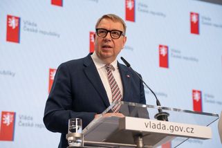 První dny nemoci opět neplacené? Ministr Juchelka kývl na návrh Motoristů