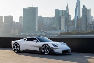 Porsche představilo nový supersport Mission S