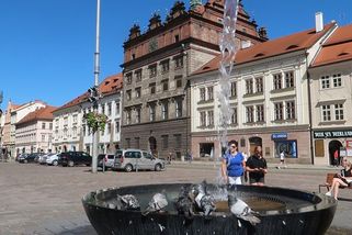 ANO, STAN a Pro Plzeň podepsaly koaliční smlouvu - Novinky