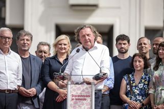 sinmed.cz/politika/komentar-v-praze-se-hraje-o-moc-koalicni-vyjednavani-narazi-na-prvni-prekazky-1354.html?utm_source=www.seznam.cz&utm_medium=seznam_distribuce&utm_campaign=lide