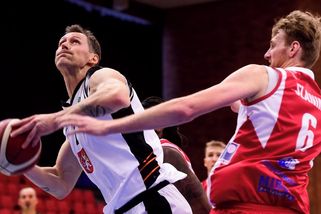 Sportovní manažer Hradce lítá v obřím průšvihu, dostal osmiletý zákaz činnosti - Sport.cz