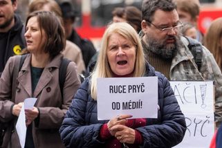 Evropské odborné organizace kritizují rychlé jednání o financování ČT a ČRo - Novinky