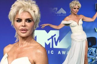 Šaty Lisy Rinny rozpoutaly bouři. Lidé ji posílají k psychiatrovi i domů pro důstojnější model