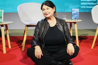 "Ten potlesk bychom měli zopakovat." Němcům se zalíbilo, jak Denemarková kritizuje Klempíře