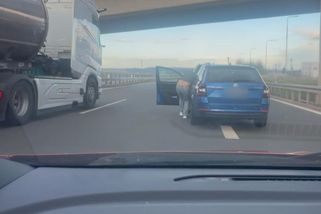 Napadená řidička promluvila: Lepil se na mě, troubil. Záznam z kamery mužovu výpověď shodil | TN.cz