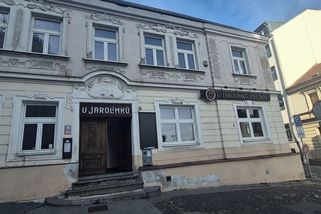Její majitel nosil jídlo do krypty parašutistům. Slavnou hospodu v pražské Libni teď čeká demolice - Novinky