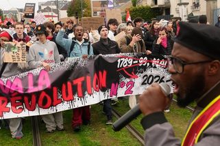 ON-LINE: Protesty ve Francii - Novinky