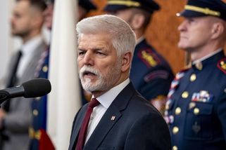Pavel: Správné by bylo převzít odpovědnost za pomoc Ukrajině - Novinky