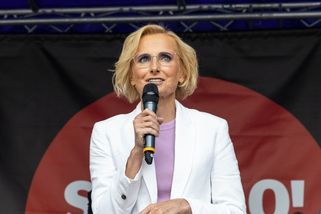 Extrémy se v Evropě spojily. Díky české komunistce - Seznam Zprávy