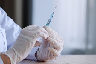 Statisíce dětí nestihly očkování proti HPV. Doočkování by mohl hradit stát - Novinky