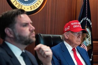 Trump chce, abychom ve vztazích s Íránem obrátili list, řekl Vance - Seznam Zprávy