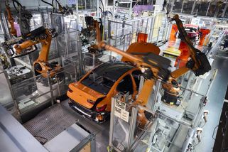 Odstupné jako výhra v loterii. BMW nabídlo zaměstnancům za dobrovolný odchod z práce až 15 milionů