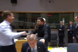 Potupa pro Česko na summitu EU: Zelenskyj státníky vřele objímal, Babišovi chladně poklepal na rameno
