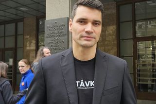Jestli bude černá obrazovka? Zkrátka nepřijdeme do práce, říká moderátor Stach