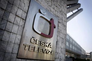 Poplach kvůli televizi a rozhlasu: Pět důvodů, proč je spor tak vyhrocený