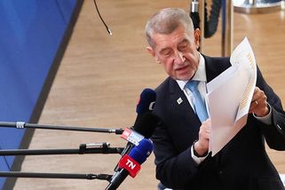 200 miliard z ČNB do rozpočtu. „Hned by to vypadalo jinak,“ hřímal Babiš