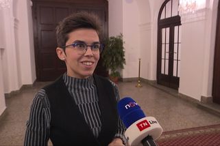 Richterová zůstává ve vedení Sněmovny. K rezignaci ji vyzývá vláda i opozice