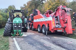 Cybertruck na Blanensku předjížděl v zatáčce a srazil se s traktorem. Škoda jde do milionů - Novinky