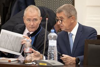 Babiš poprvé chyběl u soudu. Dopoledne ho naštvala svědkyně - Seznam Zprávy