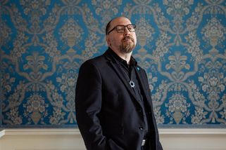 Nechceme zpolitizované festivaly. Když jdete za státem pro stovky milionů, nemůžete si dělat, co chcete, říká náměstek ministra kultury Gody Kocián