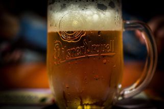 Svíčková za 35 dolarů, české pivo stálo dalších devět. Svědectví o cenách v New Yorku