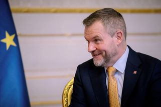 Slovensko má nové stíhačky. Jsme schopní plně chránit své nebe, řekl Pellegrini - Seznam Zprávy