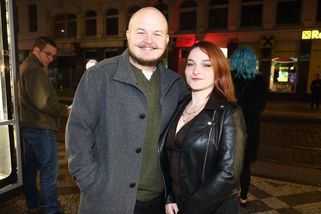 Láska mu svědčí! Artur Štaidl se pochlubil krásnou zrzkou, něžnostmi nešetřili - Super.cz