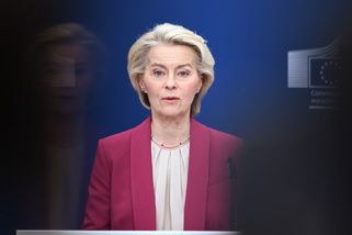 „Někteří politici si myslí, že stojí nad zákonem.“ Pfizergate znovu straší Brusel