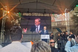 Kampaň Spolu se v Brně změnila v boj proti komunismu. Fiala vyzval k rozeslání řetězových SMS - Novinky